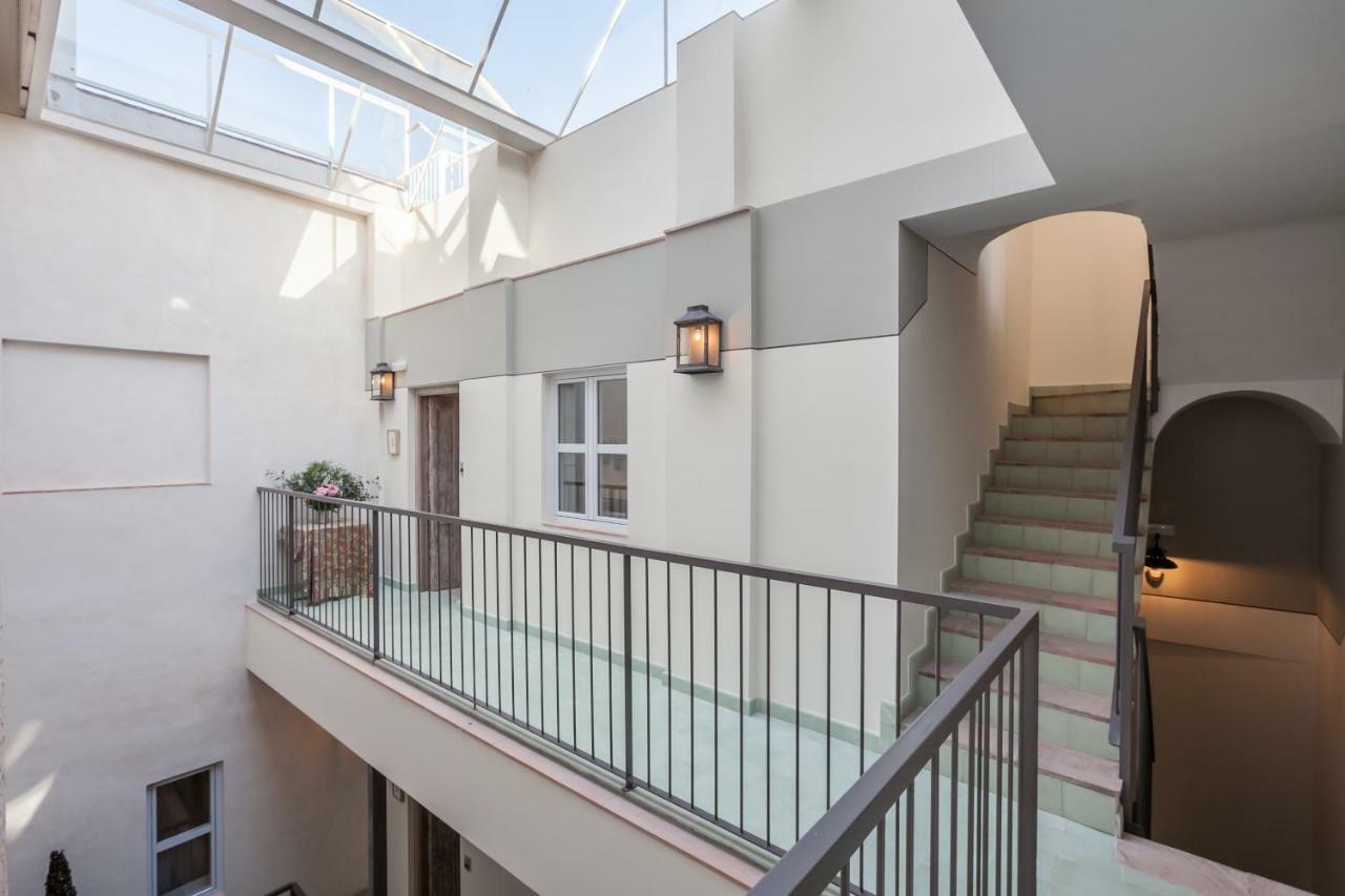 Апартаменты Tomas Ibarra Pool & Luxury Севилья Экстерьер фото
